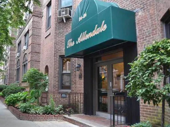 34-24 82nd St APT 2M, Queens, NY 11372