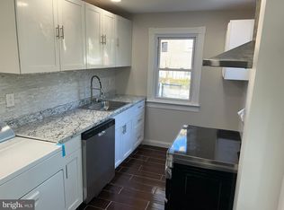 402 Lake Front Dr, Orwigsburg, PA 17961