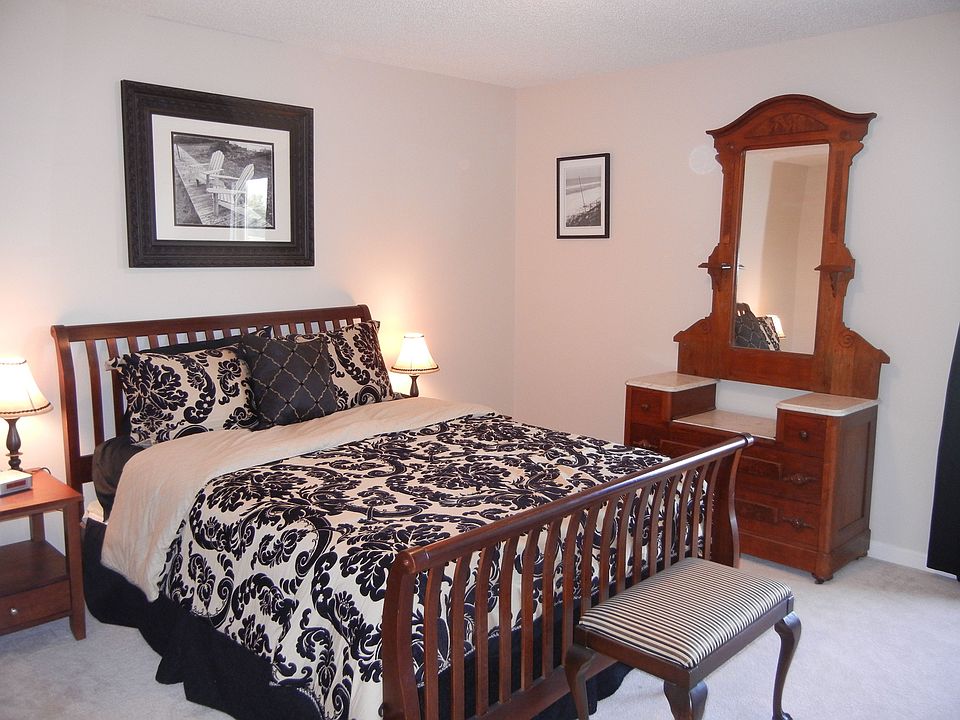 2nd image of 2731 Angle Gate Cir