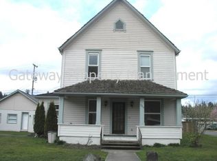 706 W Cota St #B, Shelton, WA 98584