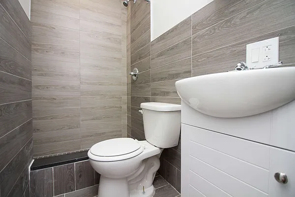 Rented by Nooklyn NYC LLC | media 3