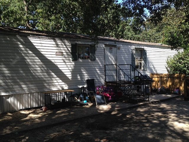 1st image of 914 Vita Ln