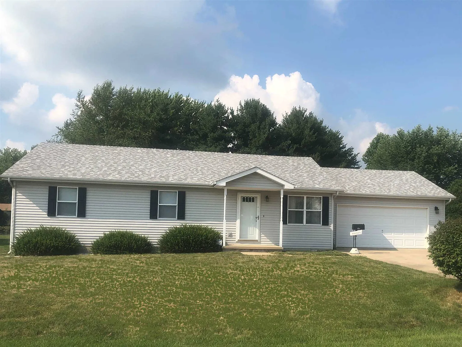 4502 Lexington Rd photo 1