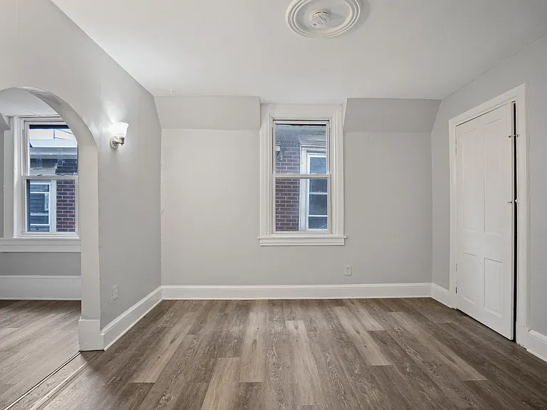 235 Monmouth St #2 — Photo 2