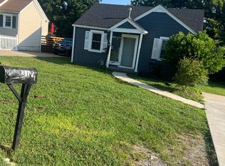 317 E McKnight Dr, Murfreesboro, TN 37130