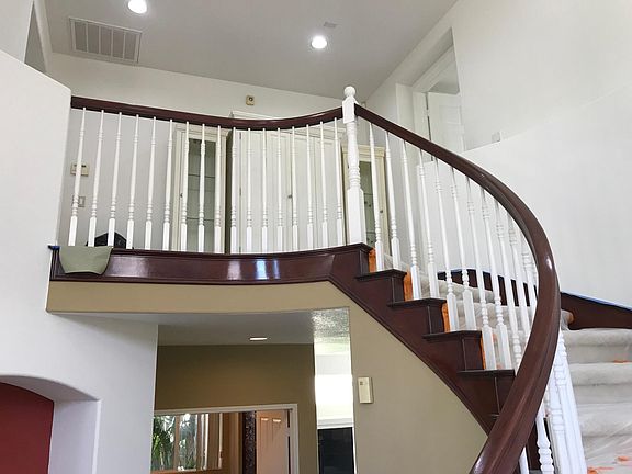 5th image of 16371 Sisley Dr