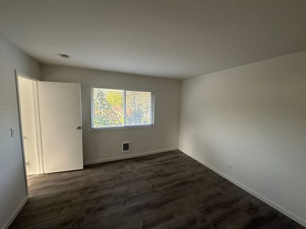 300 Merrydale Rd APT 3