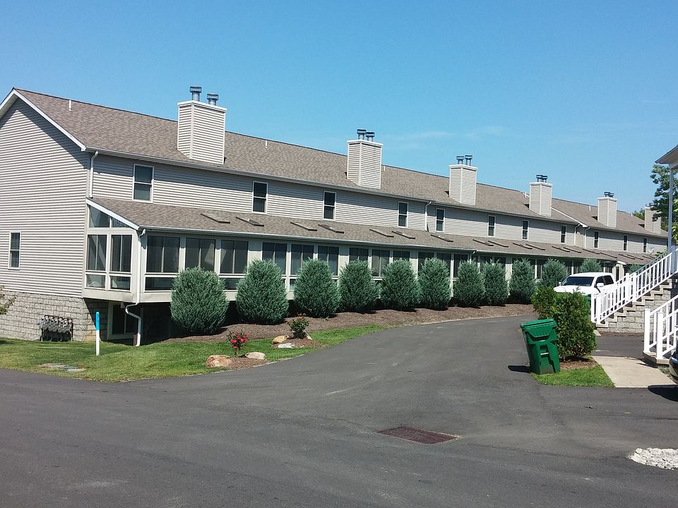 2nd image of 4159 Wood Hills Dr