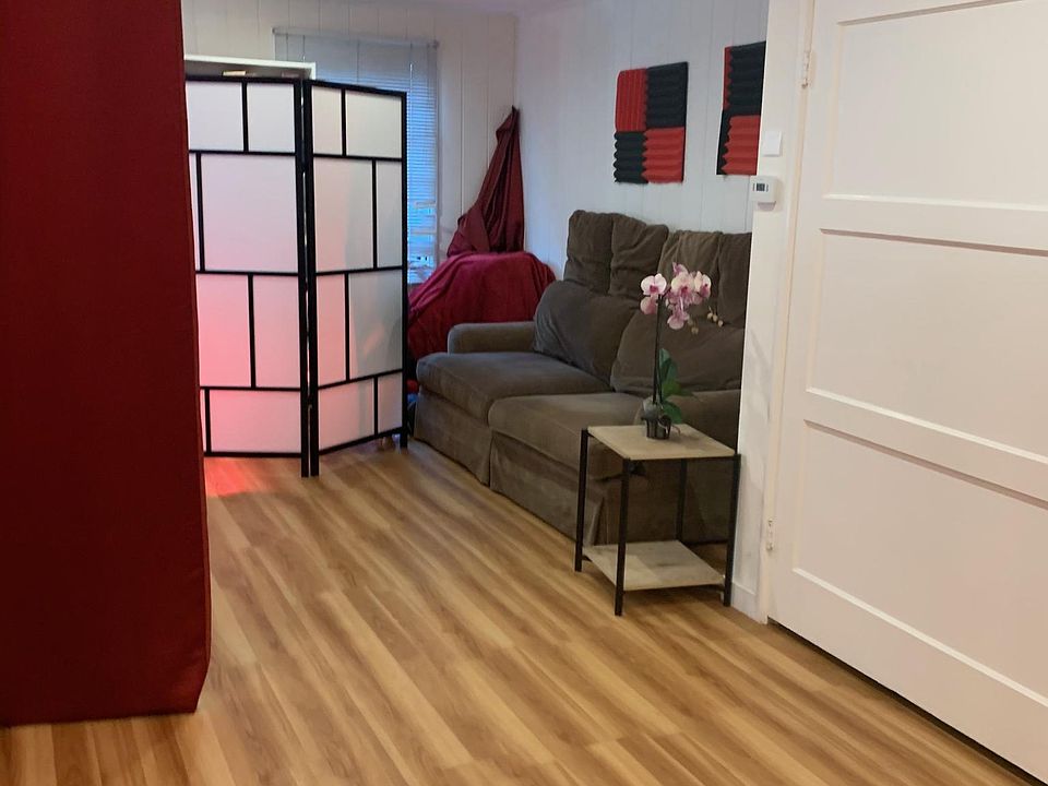 1st image of 1351 Harker Ave