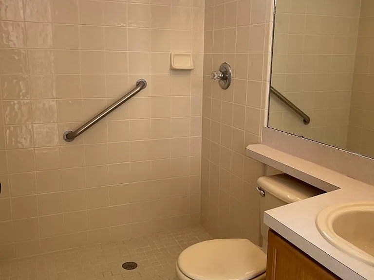1819 Wedgewood Way — Photo 15