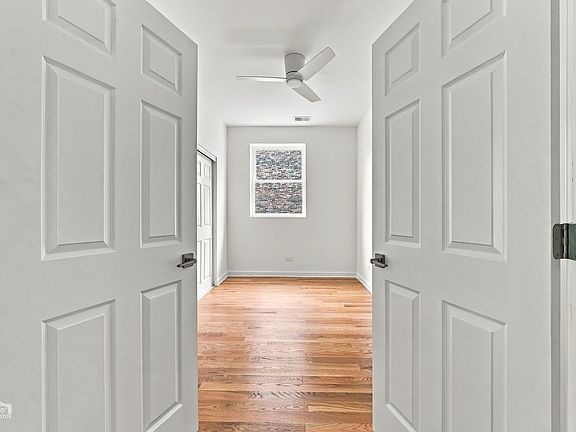 5th image of 1118 W 19th St #2