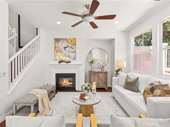 40 Trailing Vine, Irvine, CA 92602