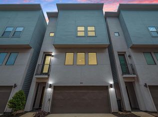 953 Saint Augustine St, Houston, TX 77023