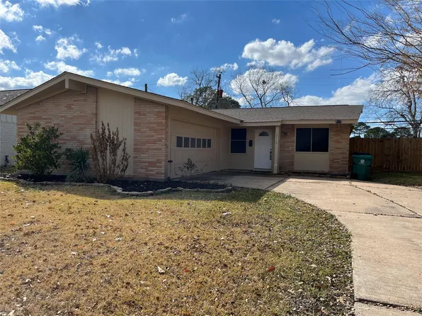 12110 Braewick Dr, Houston, TX 77035
