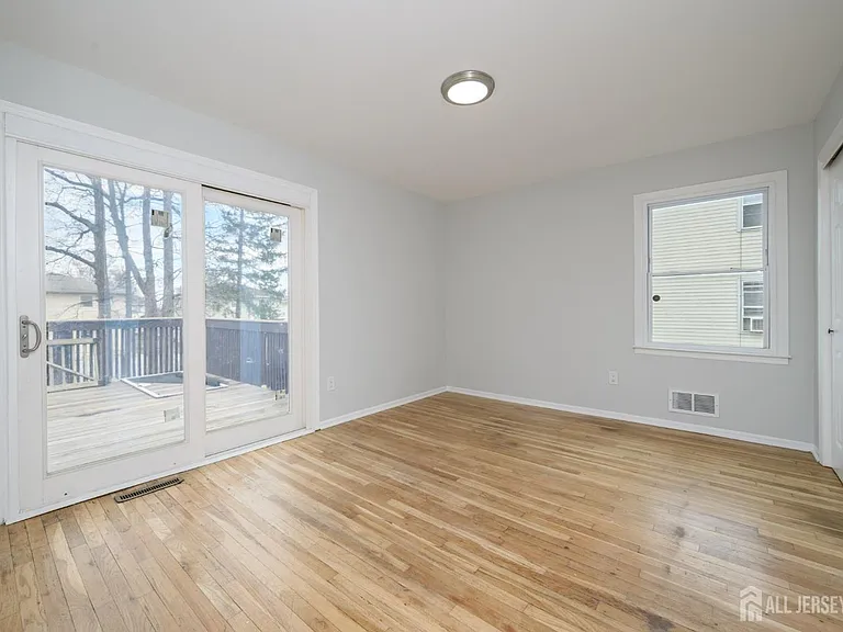 796 Inman Ave #1 — Photo 23