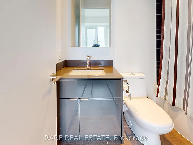 7 Grenville St #3307 — Photo 13