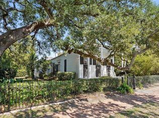 3949 Chestnut St, New Orleans, LA 70115