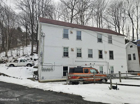 6 Linden St, Adams, MA 01220