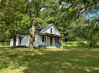 2398 McKendree Chapel Rd, Morgantown, KY 42261