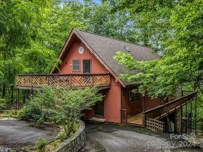 161 Summit Ct, Lake Lure, NC, 28746