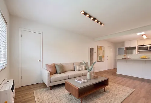 Floor plan 06807