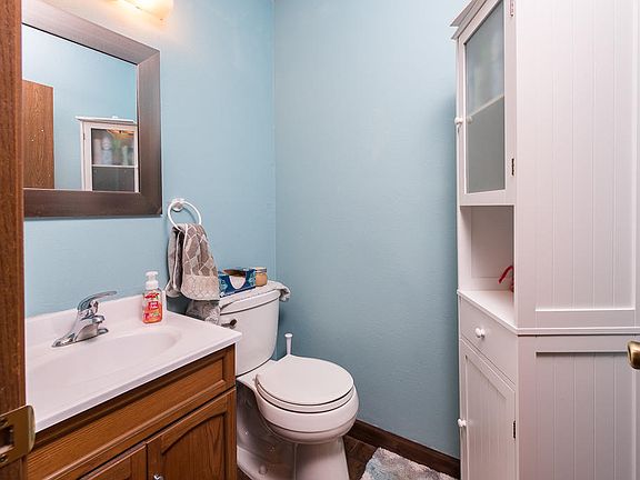 4th image of 3736 Renee Dr