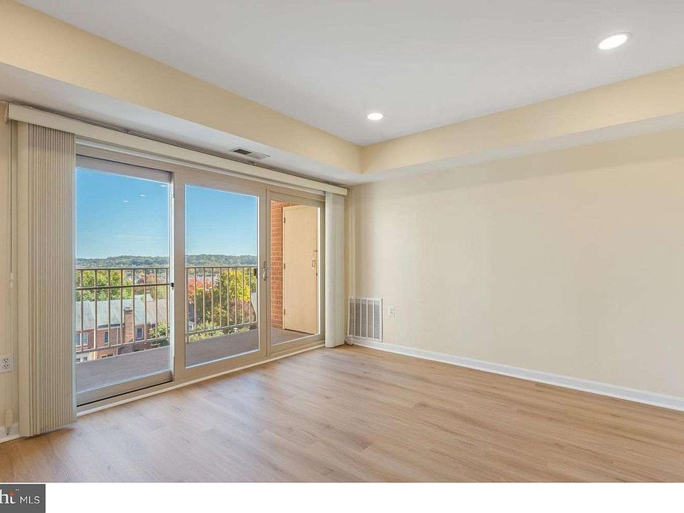 2nd image of 5250 Valley Forge Dr APT 511