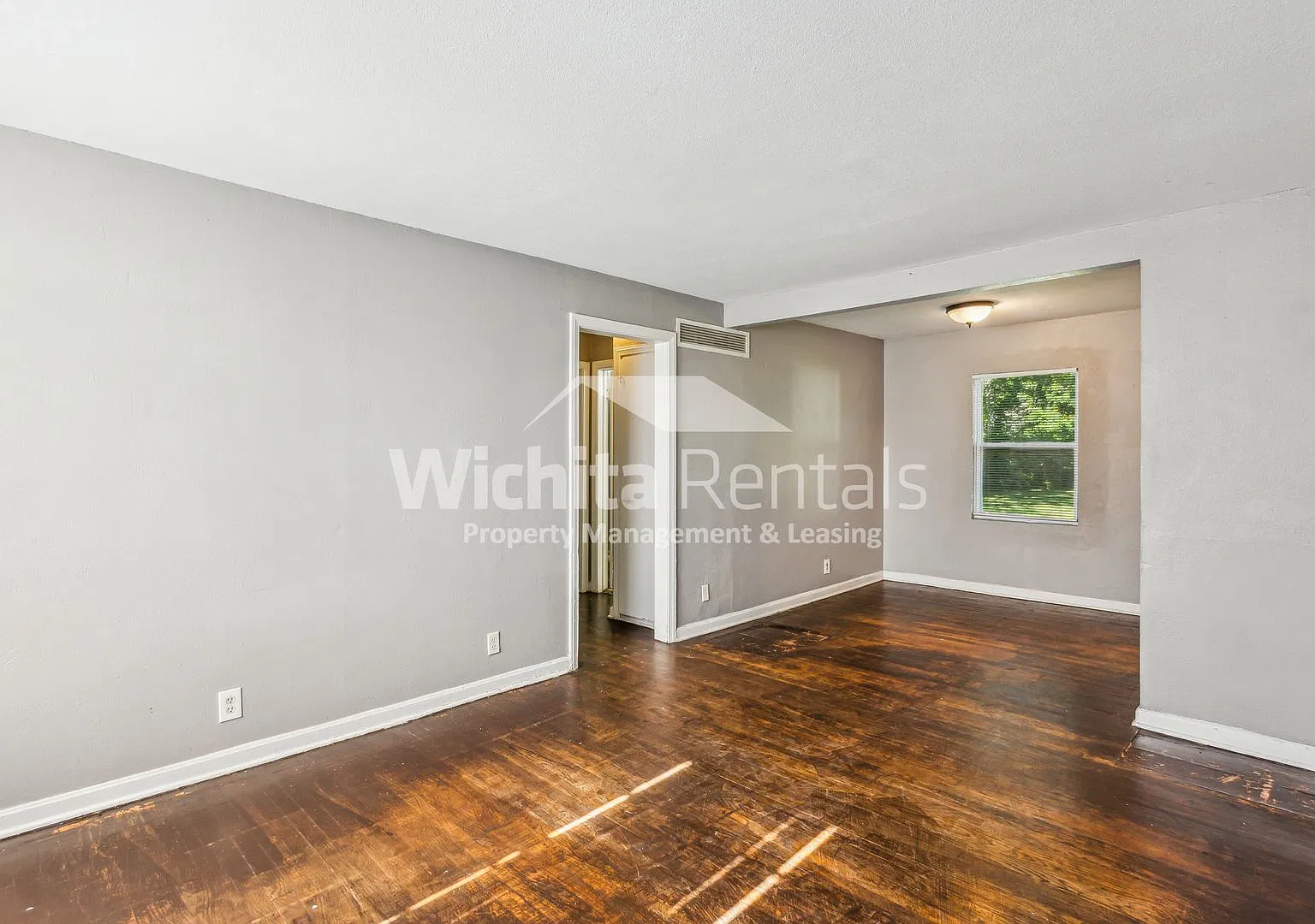 3 bedroom 1 bath home — Photo 2