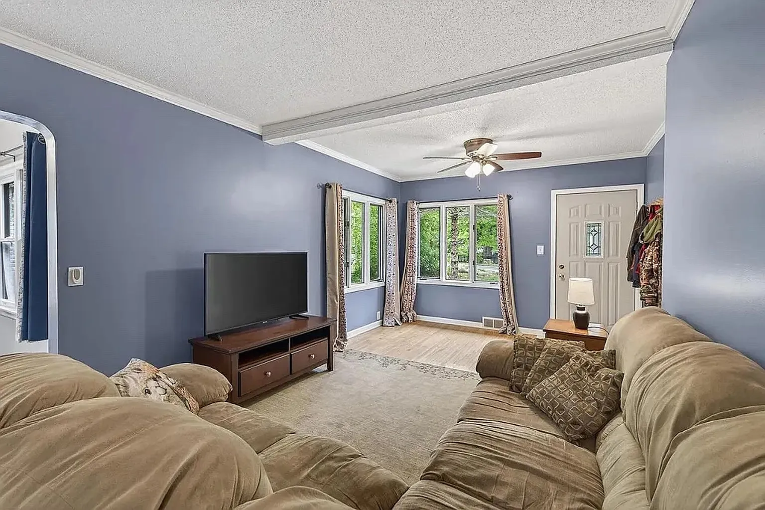 4 bed, 1684 sqft, $3,500 — Photo 3