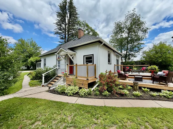191 Phillip St W, Gravenhurst, ON P1P 1J4