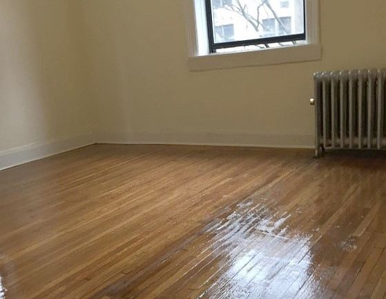 3rd image of 2214 Newkirk Ave