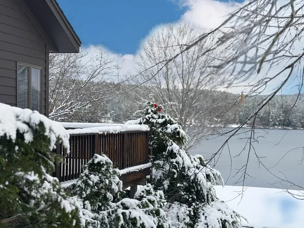 53 Landing Road, Enfield, NH 03748