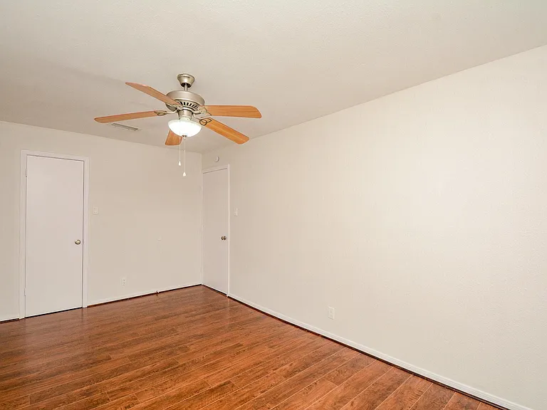 13282 Trail Hollow Dr — Photo 29