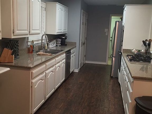 5th image of 4712 Bishops Castle Dr