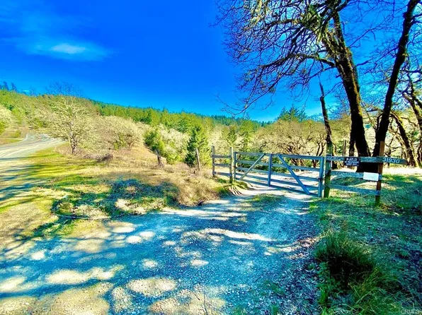 32010 Highway 36, Bridgeville, CA 95526