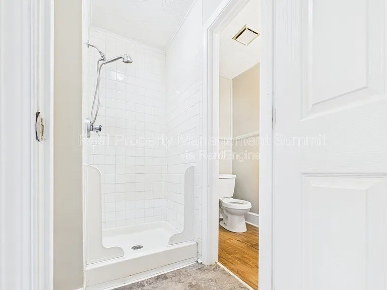 2501 N Augusta St #2 — Photo 12