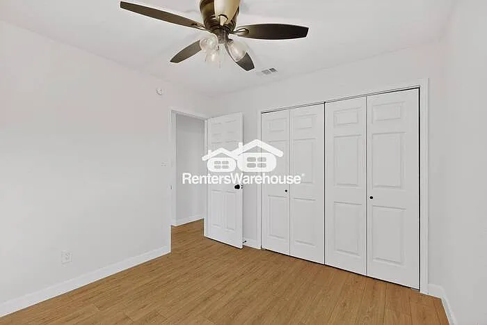 1818 Indian Creek Ct — Photo 30