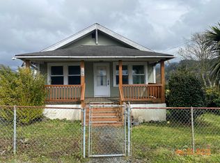 302 1st St, Garibaldi, OR 97118