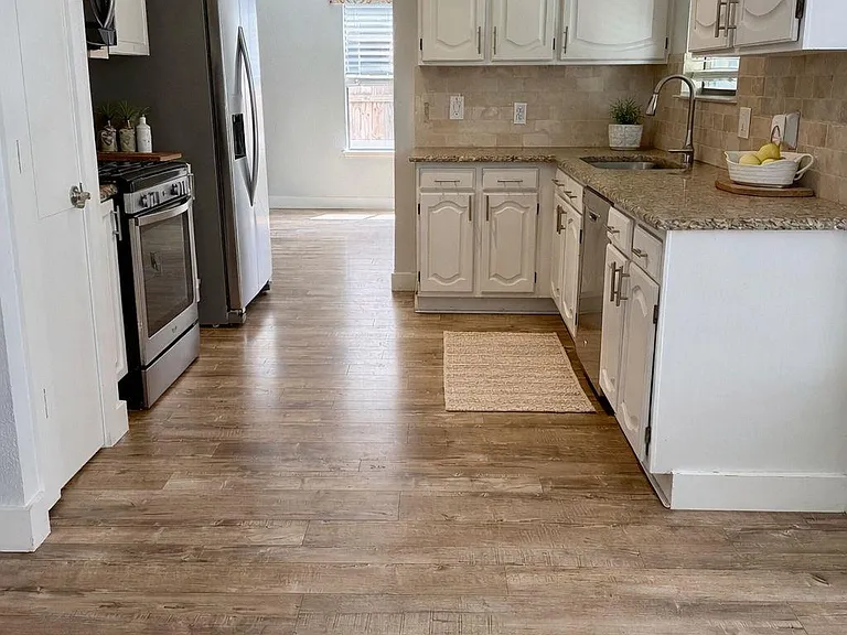 17844 Park Valley Dr — Photo 10