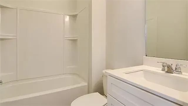 2226 Hamlin Sound Cir — Photo 18