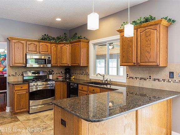 4th image of 8312 Barnham Dr