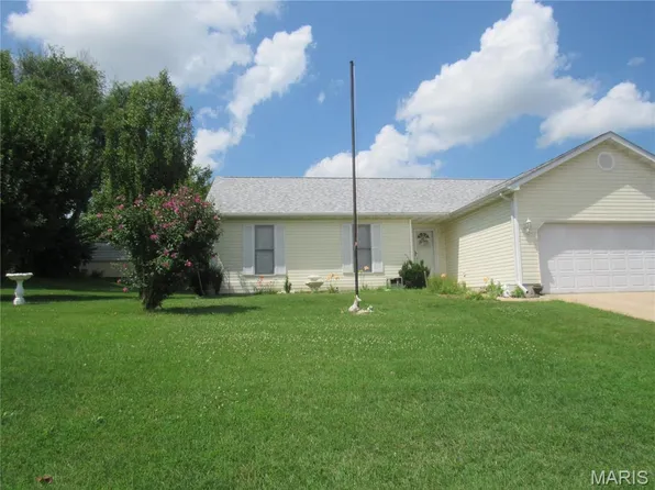 1711 Soest Rd, Rolla, MO 65401