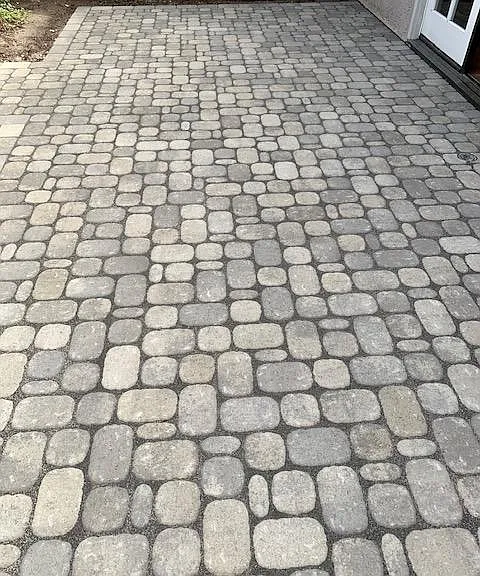 Brand new cobblestone patio!!