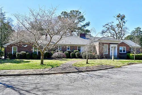 6037 River Road Point Photo 1