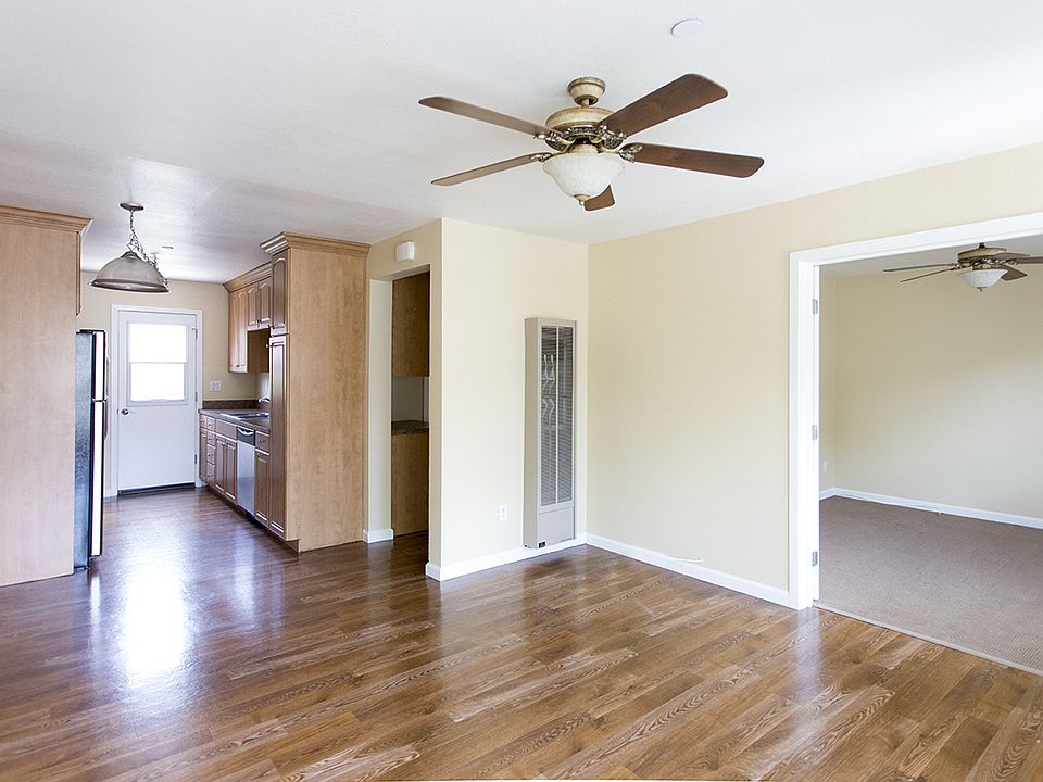 1st image of 368 Roosevelt St APT 2