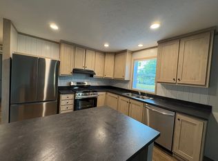 173 Glen Gary Dr, Mount Morris, MI 48458