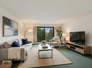 3399 Kent St APT 211, Shoreview, MN 55126