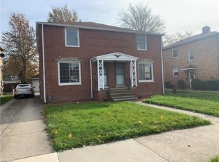 7449 Pearl Rd, Cleveland, OH 44130