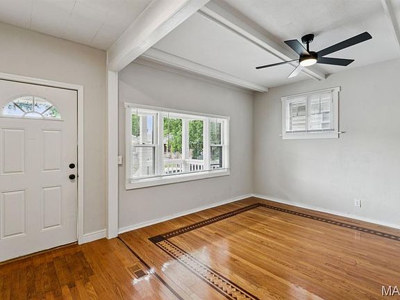 3rd image of 3851 Neosho St