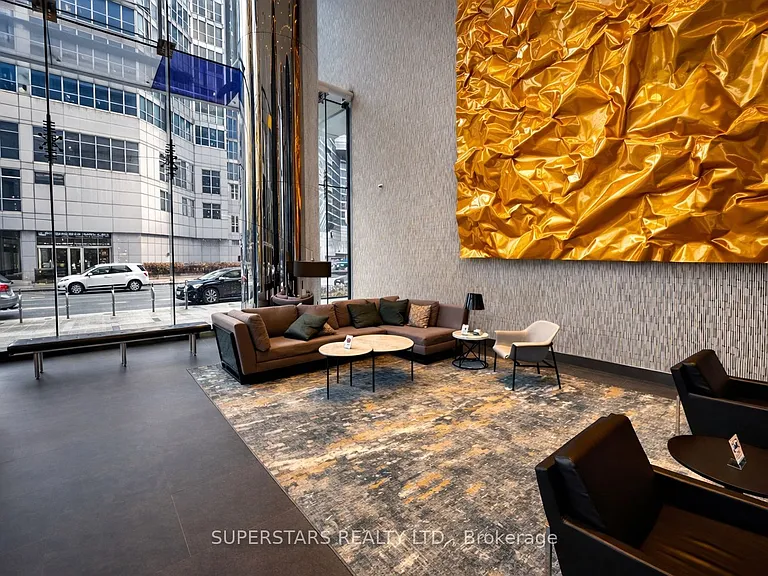 10 York St #4208 — Photo 3